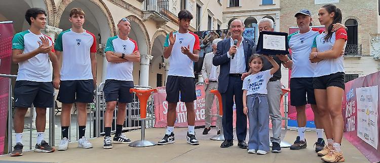 Tennis club,  &egrave; Agostino lo sportivo dell&rsquo;anno
