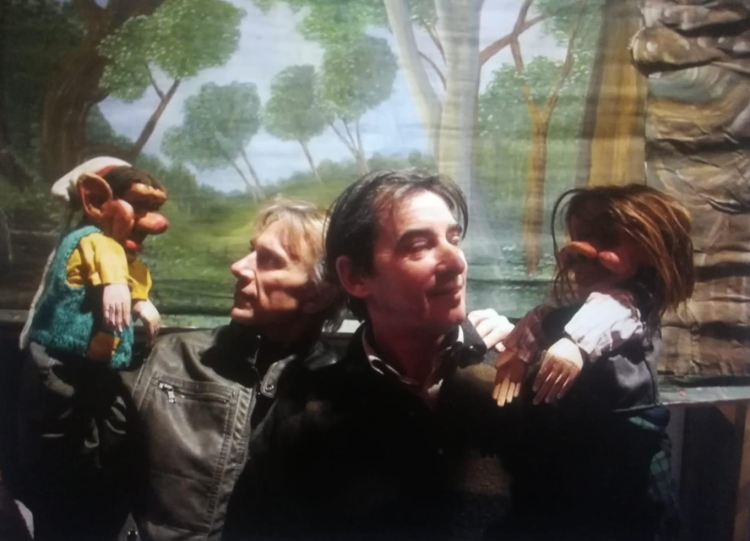 «Così sveliamo ai bimbi la magia dei burattini»