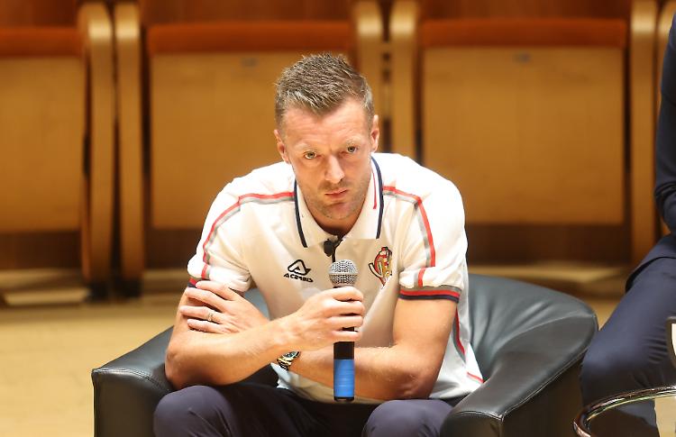 Colpo nella villa di Jamie Vardy: via orologi e gioielli per 100mila euro