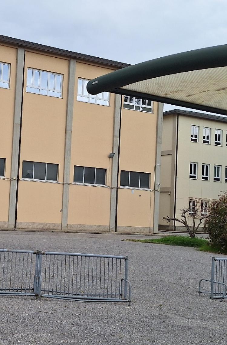 «In palestra ancora docce gelate»