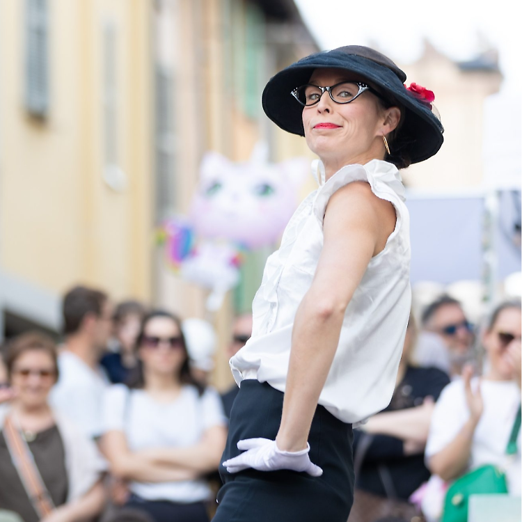 Giù in Strada accende Castelleone