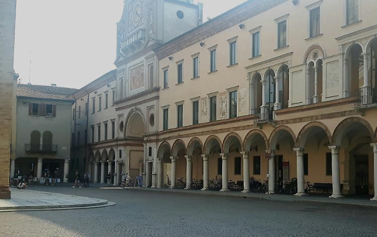 Gas e luce, la strategia per alleggerire le spese