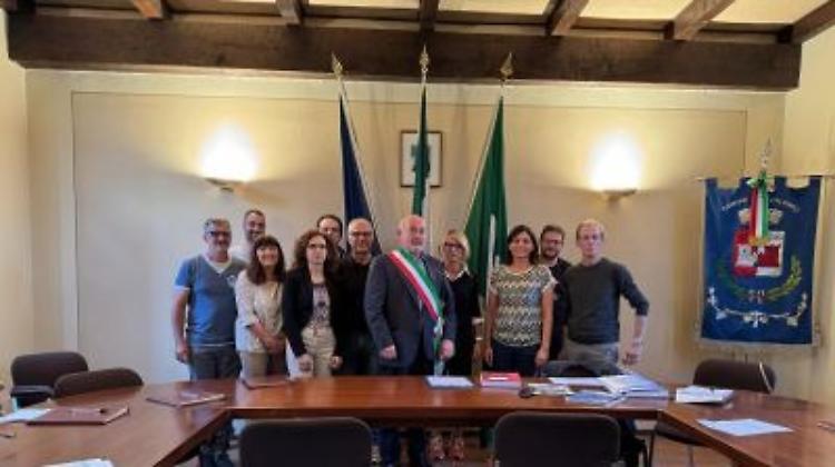 Sei consiglieri si dimettono: «Noi trattati come numeri, non sottostiamo a metodi arroganti»