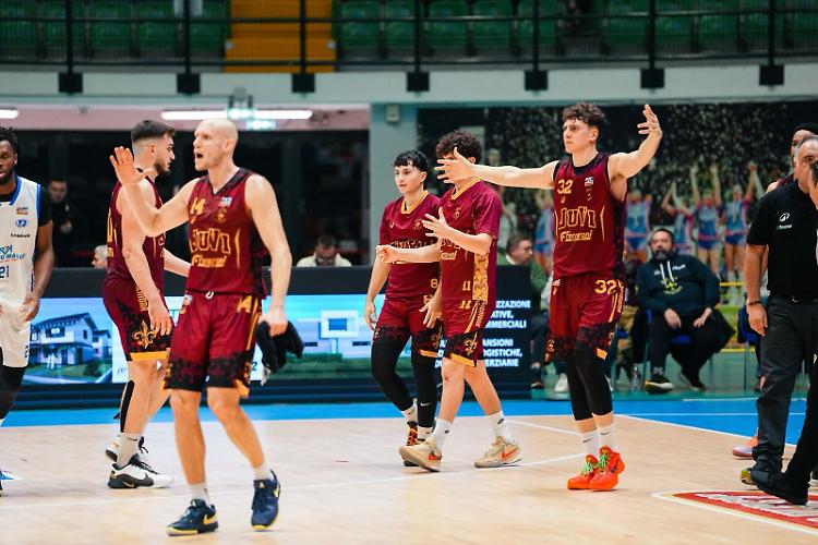 Juvi: vittoria col brivido