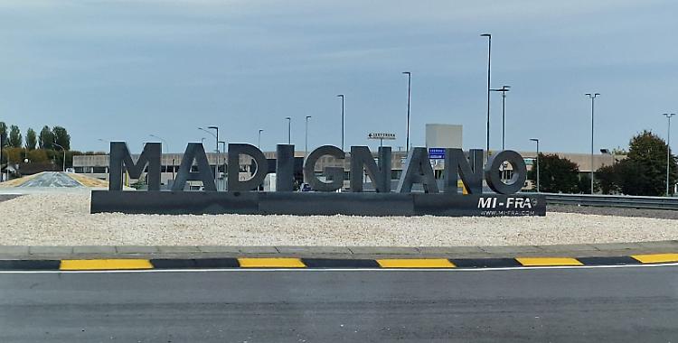 Nuovo rondò: «Scritta, chi autorizza?»