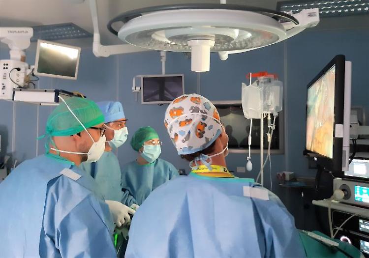 Prevenzione oncologica maschile: l'appello degli specialisti