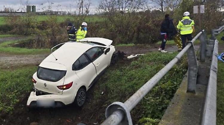 Fuoristrada sulla provinciale 57, bimbo di 3 mesi ancora molto grave
