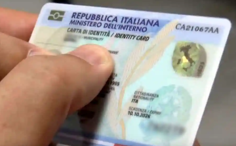 «Oltre due mesi per la carta d’identità»