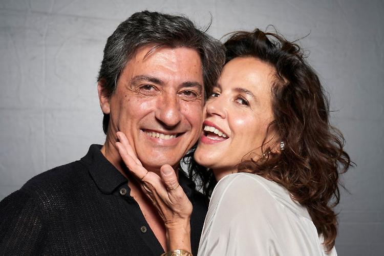 Emilio Solfrizzi e Irene Ferri in "L&rsquo;anatra all&rsquo;arancia"