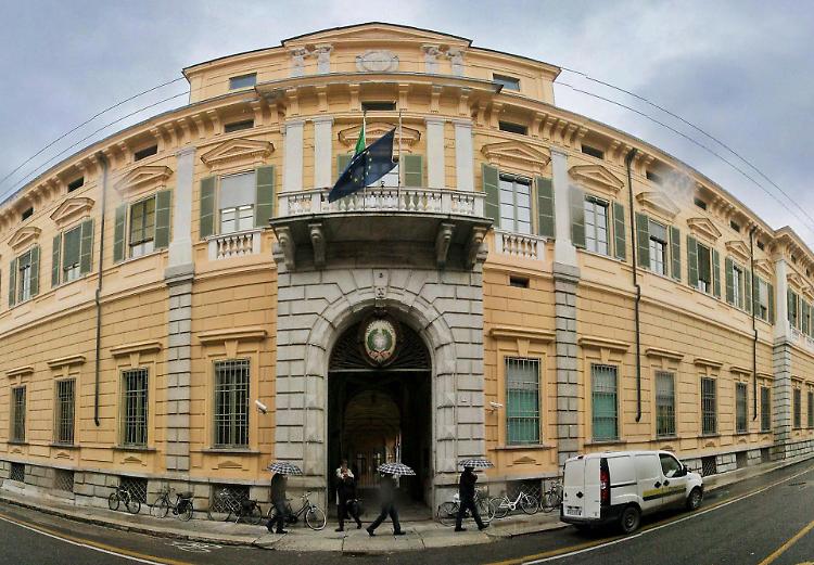 &laquo;Mio figlio di 12 anni sfrattato dalla madre&raquo;