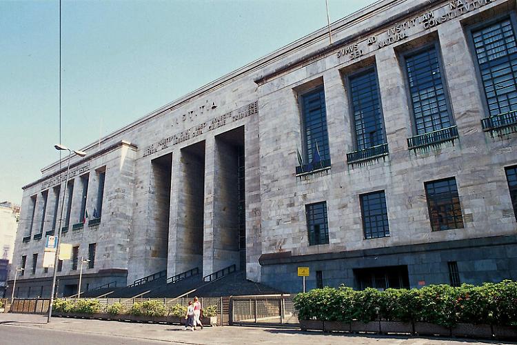 Rinviato il processo a Giovanni Sgroi, sindaco sospeso accusato di violenza