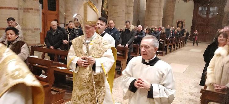 L'omelia di Natale di Gianotti: &laquo;Canti e parole, cos&igrave; ascoltiamo la voce di Dio&raquo;