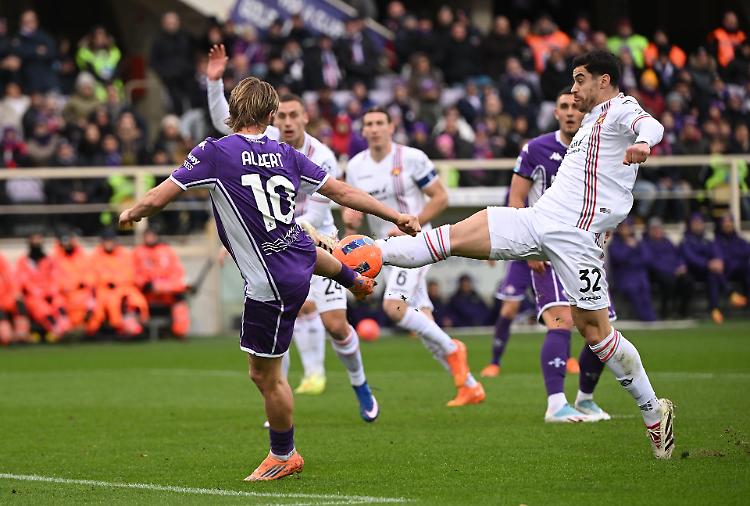 Traversa per la Fiorentina ma il risultato &egrave; sullo 0-0 all'intervallo
