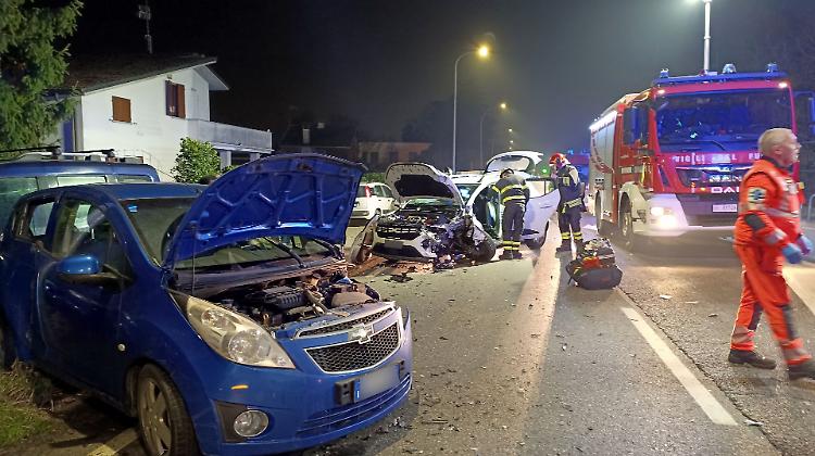 Due schianti: 5 feriti in mezz&rsquo;ora