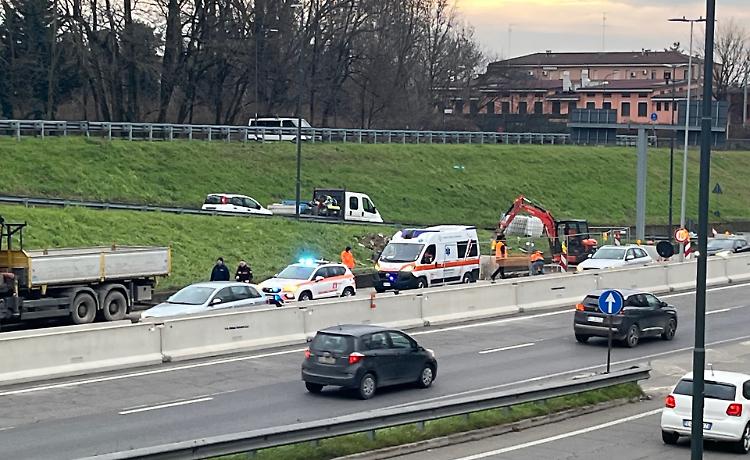 Infortunio sul lavoro, soccorso un 55enne 