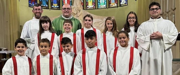 Sos chierichetti, le &lsquo;tunichette&rsquo; sempre pi&ugrave; rare