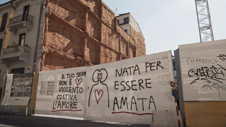 Proiezione del film documentario "Un altro domani" 