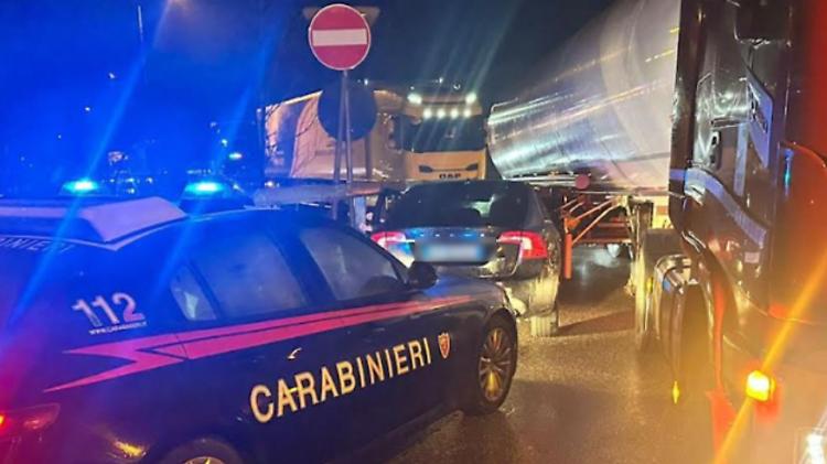 Bande in fuga, la risposta dei carabinieri &egrave; a tutto gas