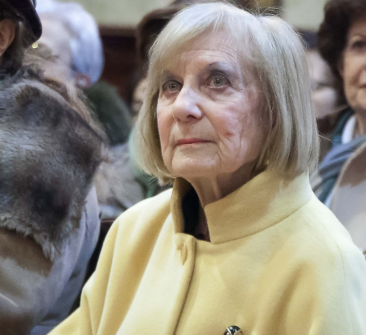 Mostra personale “Con occhio di poeta” di Lucia Zanotti